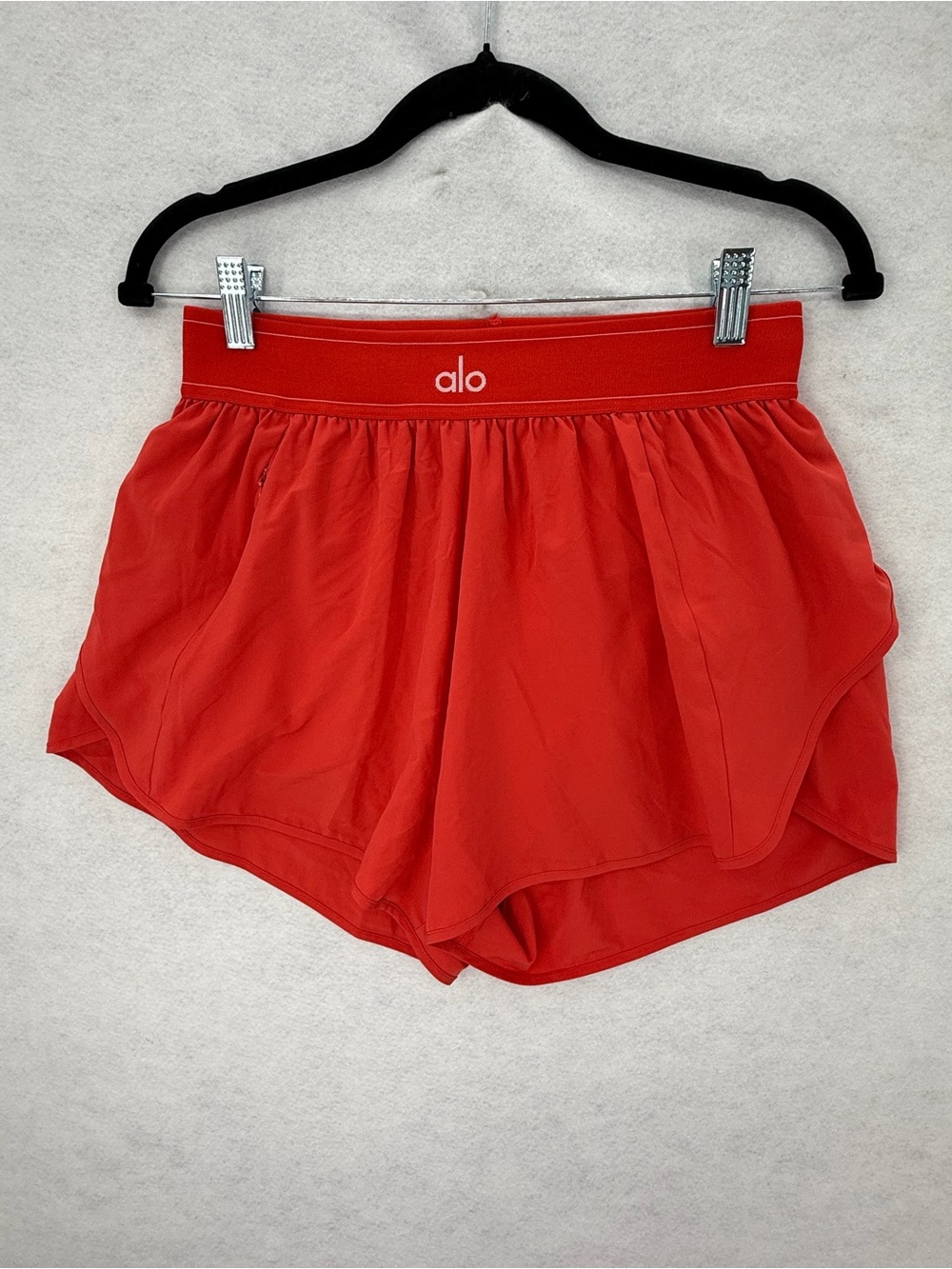 ALO YOGA Match Point Short Red Hot Summer Small/Medium